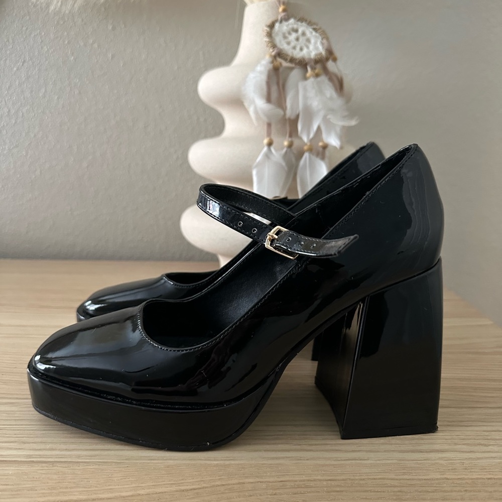 Platform Mary Janes